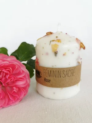 bougie_feminin_sacre_rose1.jpg Bougie fleurie à la rose, fait main en France avec de la cire végétale Miracles Happen - Féminin sacré 2
